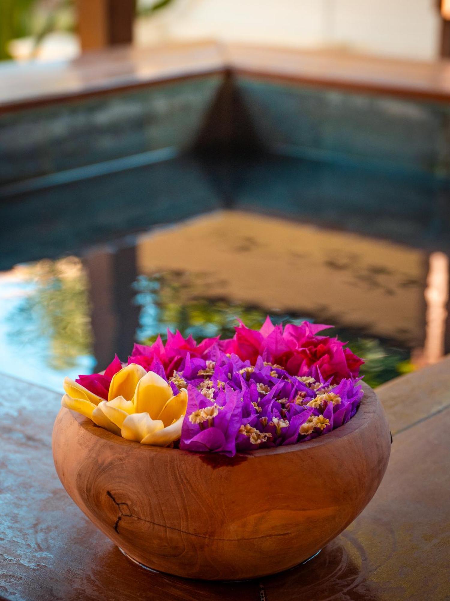 Vayam Boutique Resort Gili Asahan Exterior foto